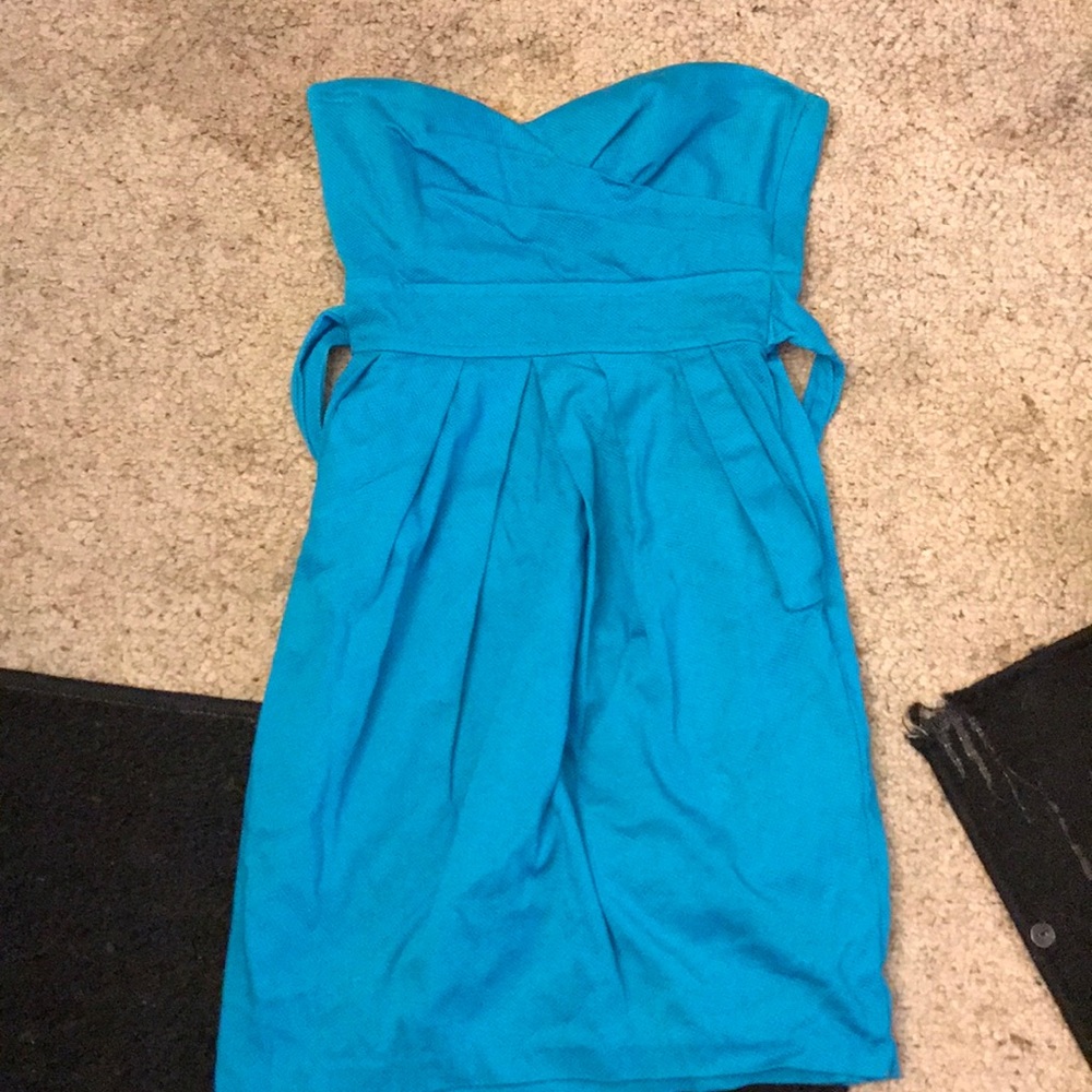Dress size 7 but it seems smaller